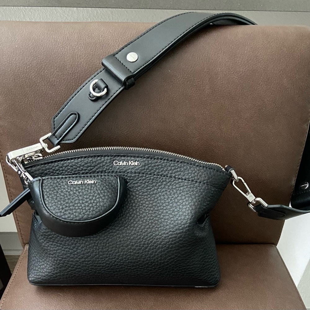 Calvin Klein Shoulder Bag
